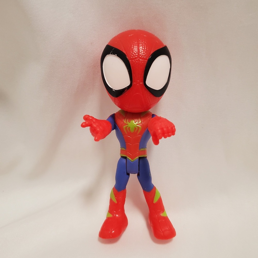 Marvel Spidey and His Amazing Friends Peter Parker Action Figure Flip Mask Toy